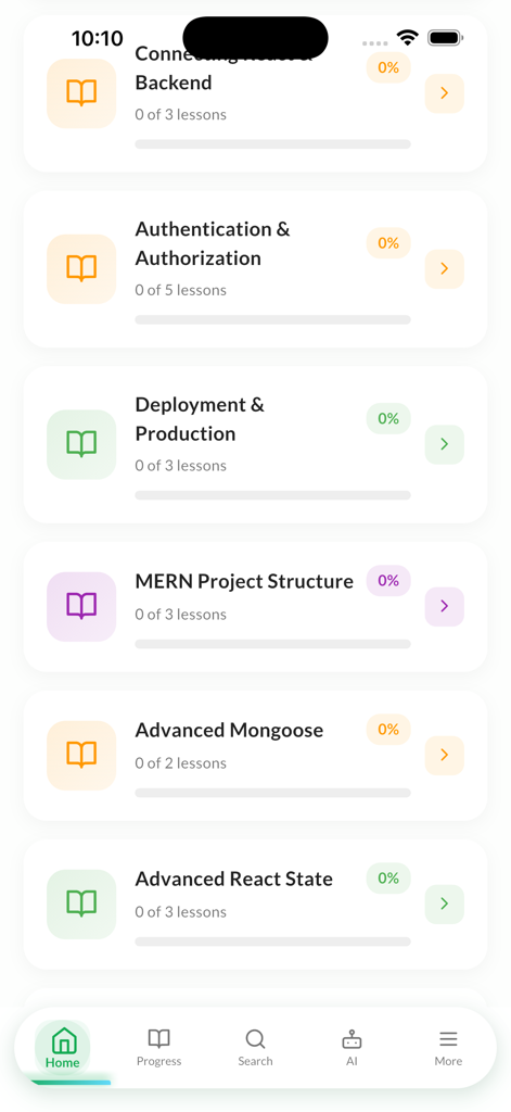 Pantalla de la aplicación móvil que muestra una lista de módulos de cursos de MERN stack, incluyendo autenticación y estado avanzado de React.
