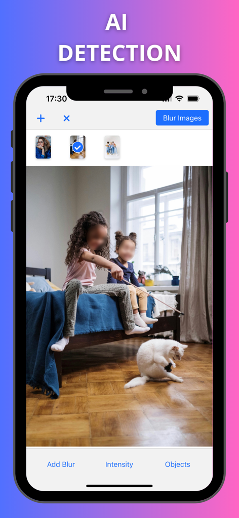 Interface do aplicativo Desfoque de Rosto em Foto mostrando detecção de rosto por IA desfocando os rostos de duas crianças para privacidade