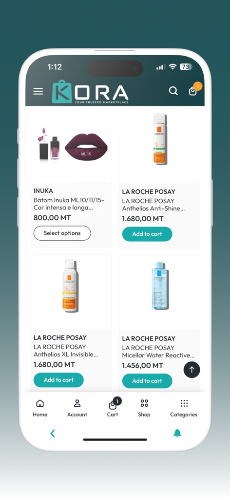 Cuadrícula de productos de la aplicación móvil KORA que muestra artículos de cuidado de la piel y belleza