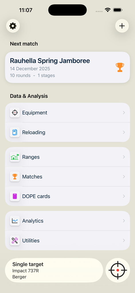 Impact! - Ballistic Calculator - Interfaz de la aplicación Impact Ballistic Calculator que muestra el panel principal con secciones para equipo, recarga, partidas y tarjetas dope