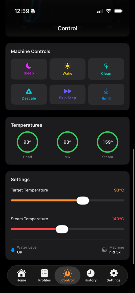 Good Espresso for Decent - Interfaccia dell'app Good Espresso che mostra i controlli della macchina, i display della temperatura e i cursori delle impostazioni per l'estrazione.