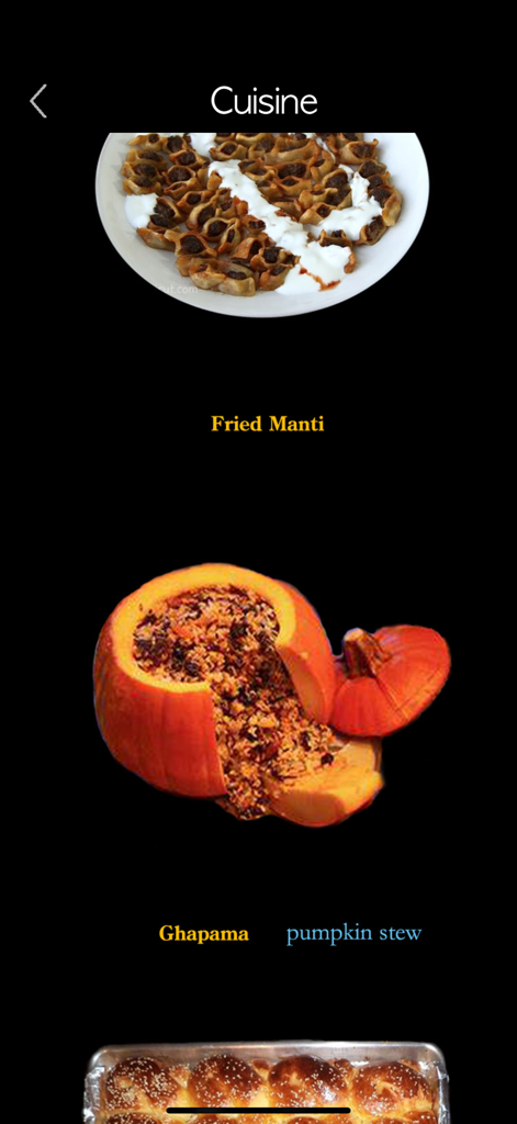 Pantalla de la aplicación Armenian Words and Writing que muestra cocina tradicional como Manti y Ghapama.