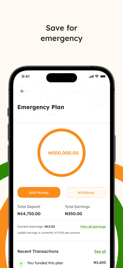 Interfaz de la aplicación Ladda que muestra un plan de ahorro de emergencia con un saldo en Naira nigeriano y tasa de interés anual