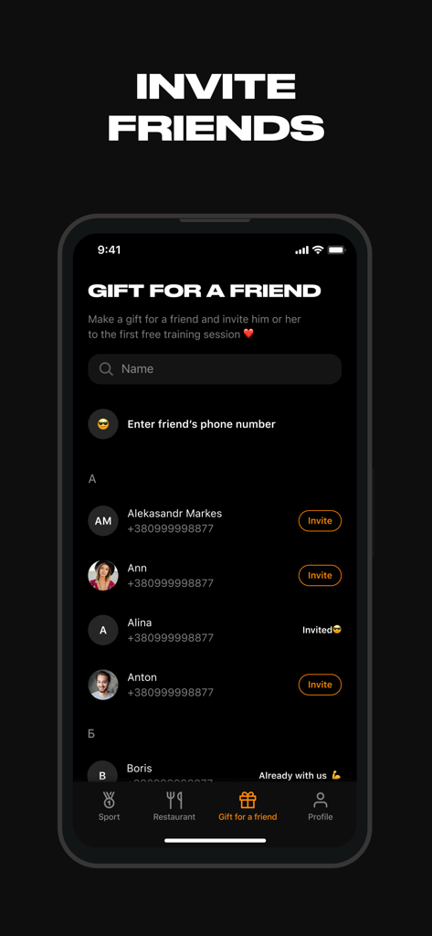 Schermata dell'app Smartass per invitare amici a una sessione di allenamento gratuita
