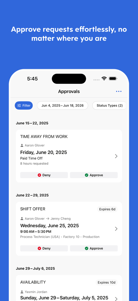 Écran de l'application Dayforce montrant un responsable approuvant les demandes de congés et de quarts des employés.