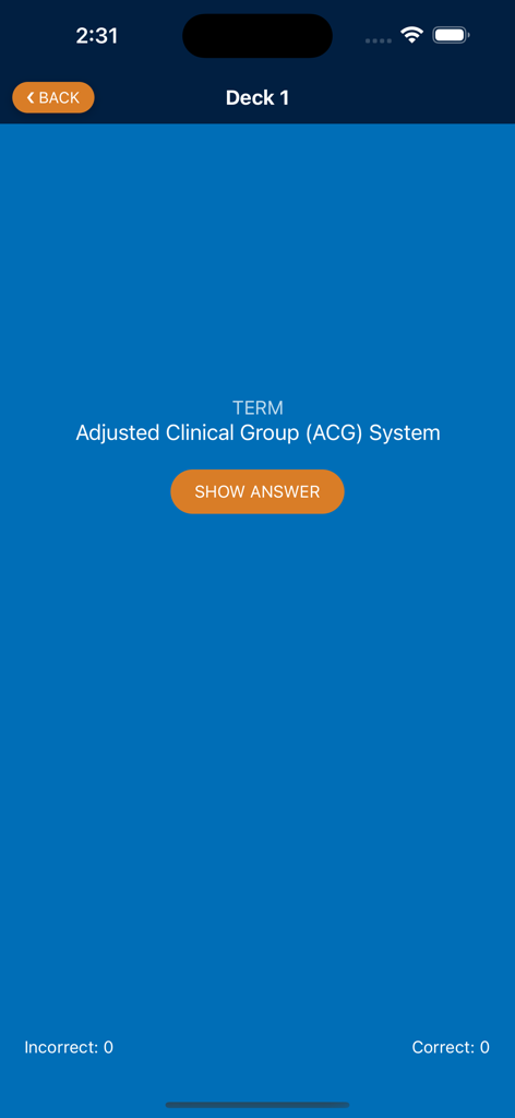 CCM Glossary App - Interfaz de tarjeta de memoria de la aplicación CCM Glossary mostrando el término médico Adjusted Clinical Group