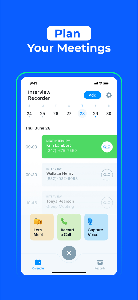 Uma interface móvel do aplicativo AI Note Taker Flick mostrando um calendário de reuniões com entrevistas agendadas e botões para gravar chamadas ou capturar voz.