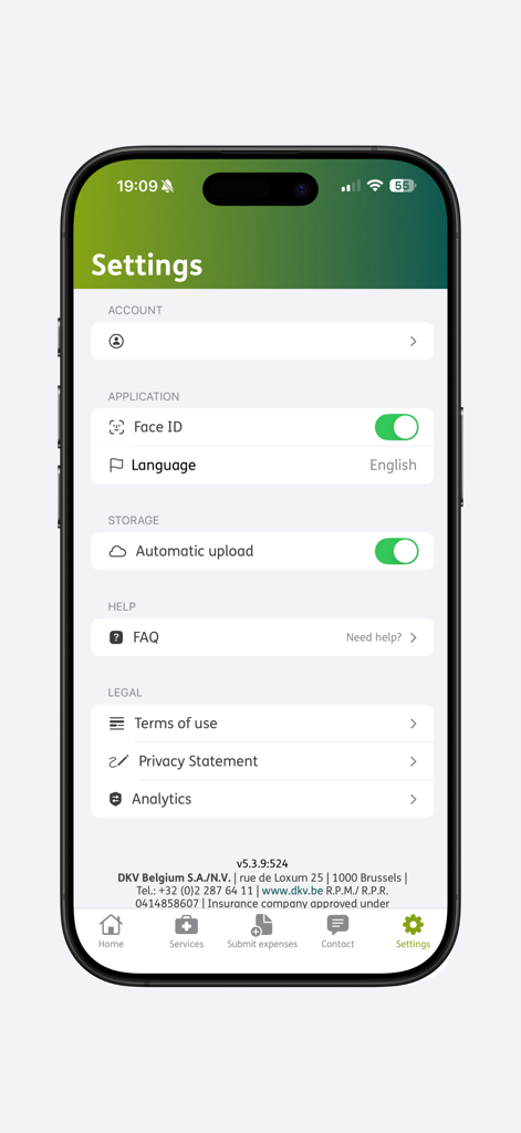 La página de configuración de la aplicación móvil Seguro DKV que muestra la seguridad de la cuenta y las preferencias de la aplicación.