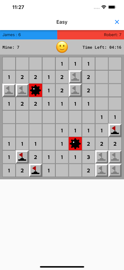 Minesweeper (With Multiplayer) - Partita multiplayer di Prato Fiorito che mostra i punteggi di James e Robert su una griglia di livello Facile