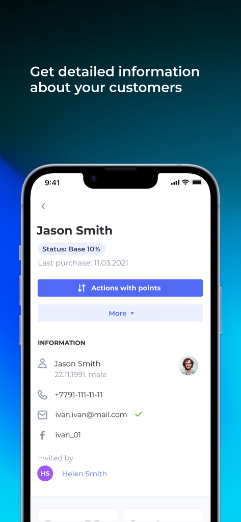 Interface do aplicativo móvel UDS Business mostrando um perfil detalhado do cliente com status de fidelidade e informações de contato