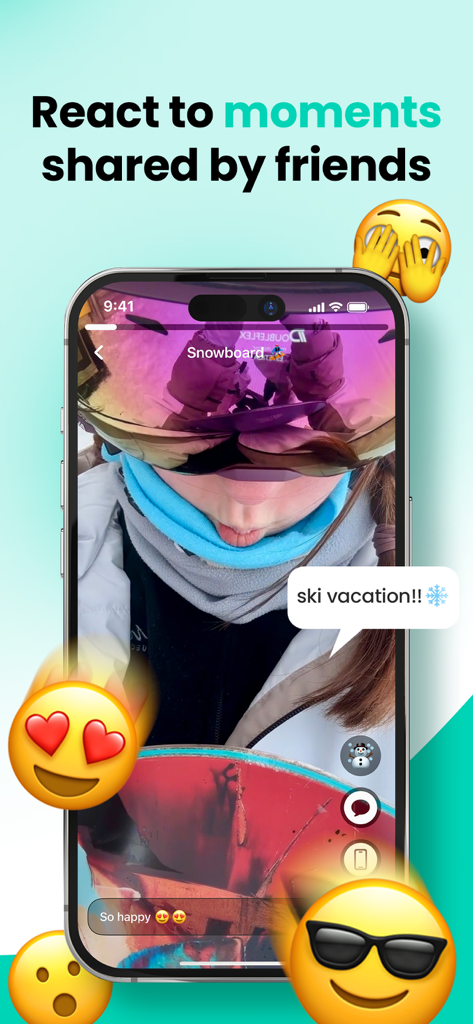 친구의 스키 여행 영상에 반응하는 이모티콘이 있는 Vloggr 앱 인터페이스를 보여주는 스마트폰 화면