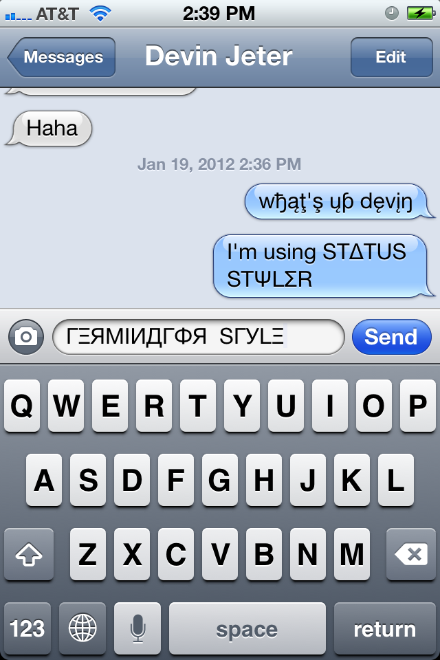 Status Styler - Text message screen displaying different custom font styles from the Status Styler app