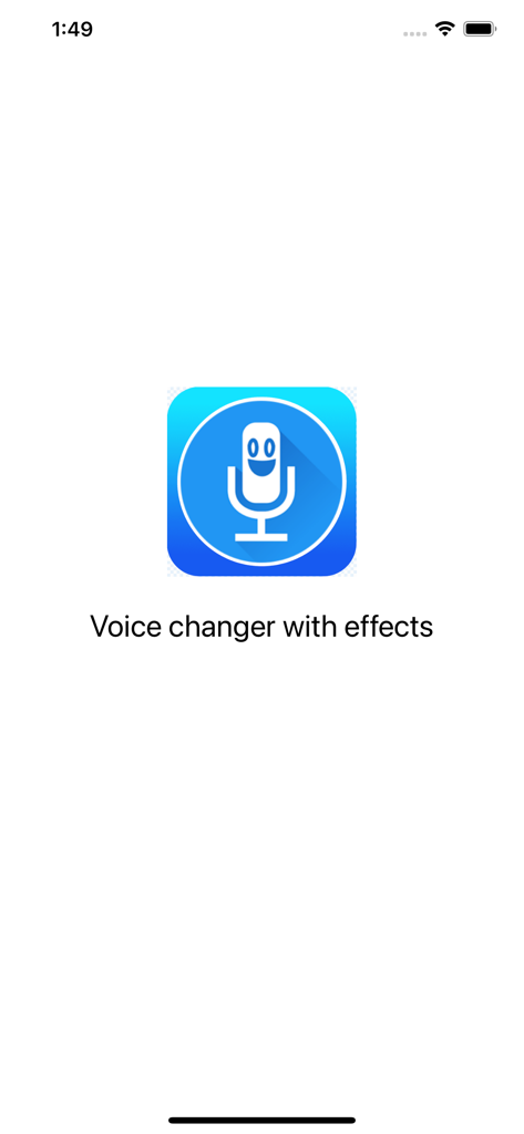 Voice Changer With Echo Effect app start screen with a smiling microphone icon and app title