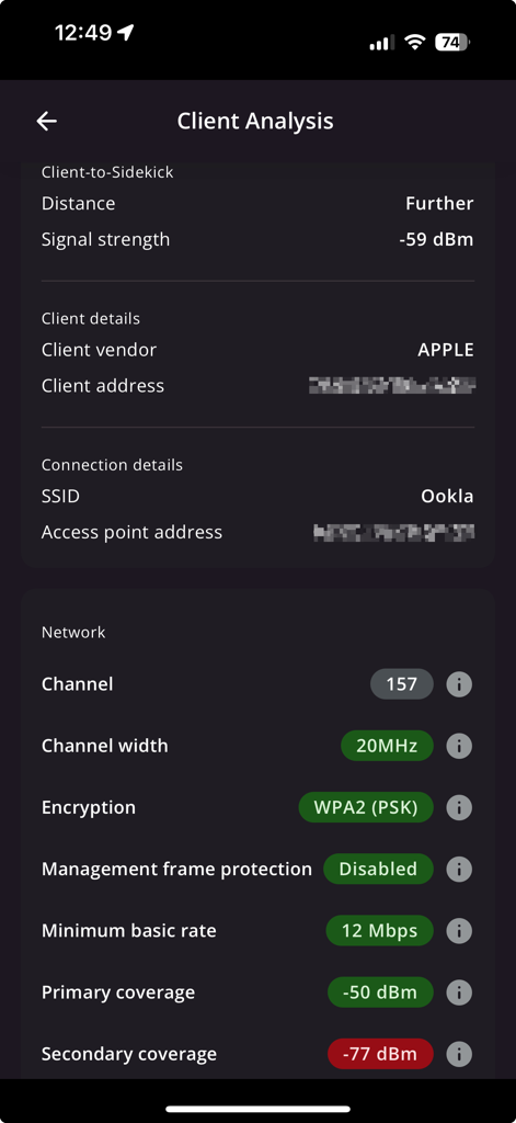 Interfaccia dell'app Ekahau Analyzer che visualizza la diagnostica di rete e i dettagli della connessione del client