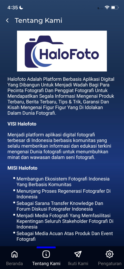 Halofoto App - The About Us screen of the Halofoto App featuring the brand logo and its vision and mission statements in Indonesian.