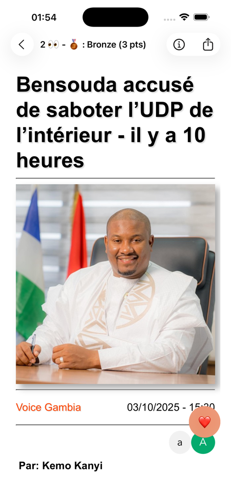 Artículo de noticias sobre Bensouda en la aplicación News Gambia de la fuente Voice Gambia