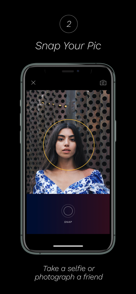 AURLAアプリでオーラ自撮り写真またはポートレートを撮影するためのカメラインターフェースを示す携帯電話画面
