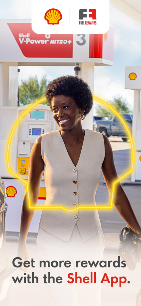 Una donna sorridente a una stazione di servizio Shell con testo su come ottenere premi con l'app Shell