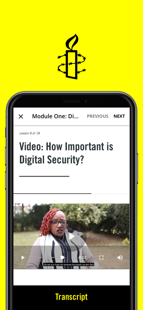 Uma lição em vídeo sobre segurança digital dentro do aplicativo móvel Academia de Direitos Humanos da Anistia Internacional.