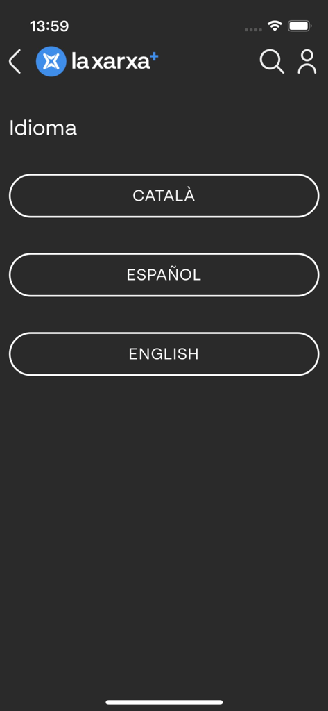 Tela de seleção de idioma para o aplicativo La Xarxa plus com opções em catalão, espanhol e inglês