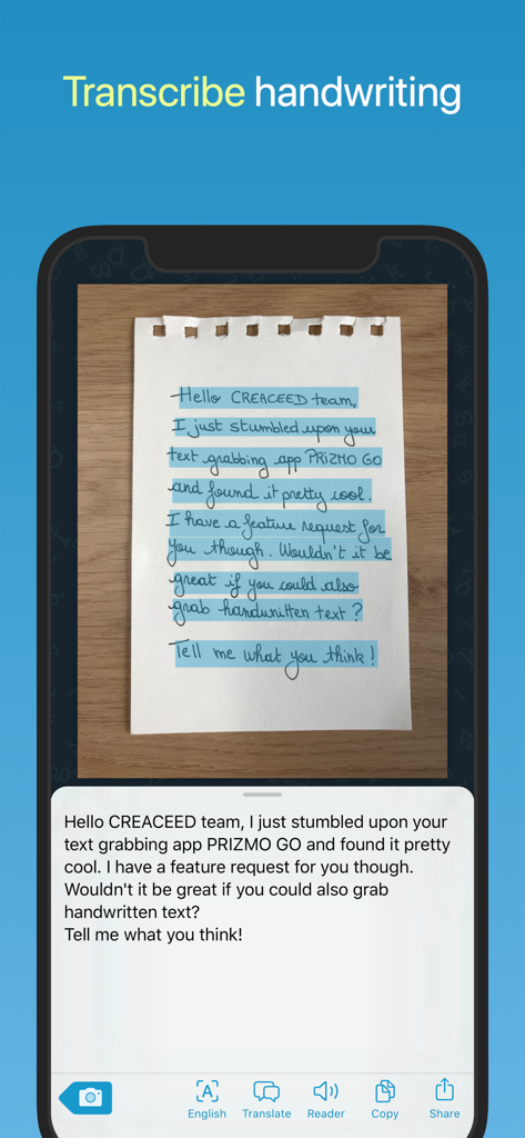 La pantalla de un teléfono inteligente que muestra la aplicación Prizmo Go transcribiendo texto escrito a mano de una nota de papel a texto digital