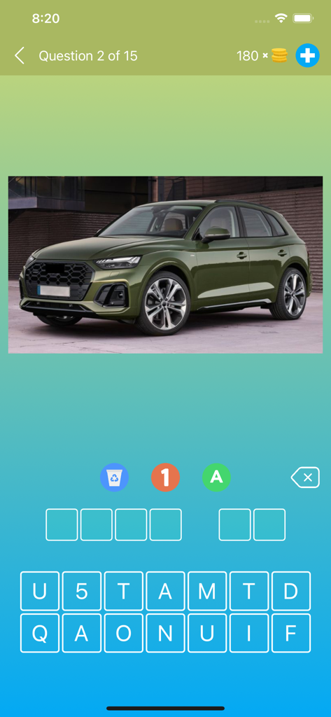 Pantalla del juego móvil Quiz de Coches mostrando una pregunta de trivia de un SUV verde oliva