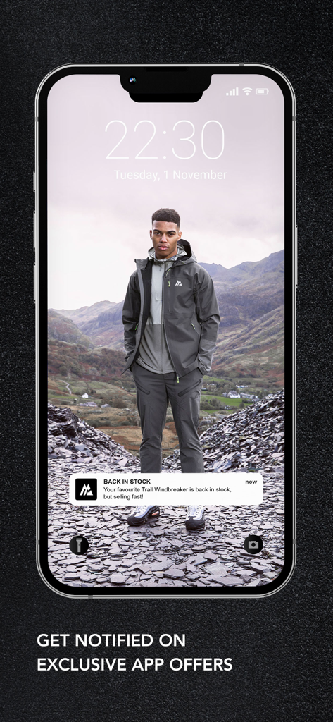 Montirex - Una schermata di blocco di uno smartphone che mostra una notifica push di Montirex per un windbreaker da trail tornato disponibile.