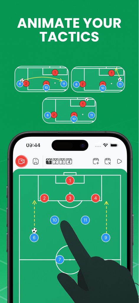 Interfaccia di un'app mobile per la creazione e l'animazione di tattiche e formazioni calcistiche.
