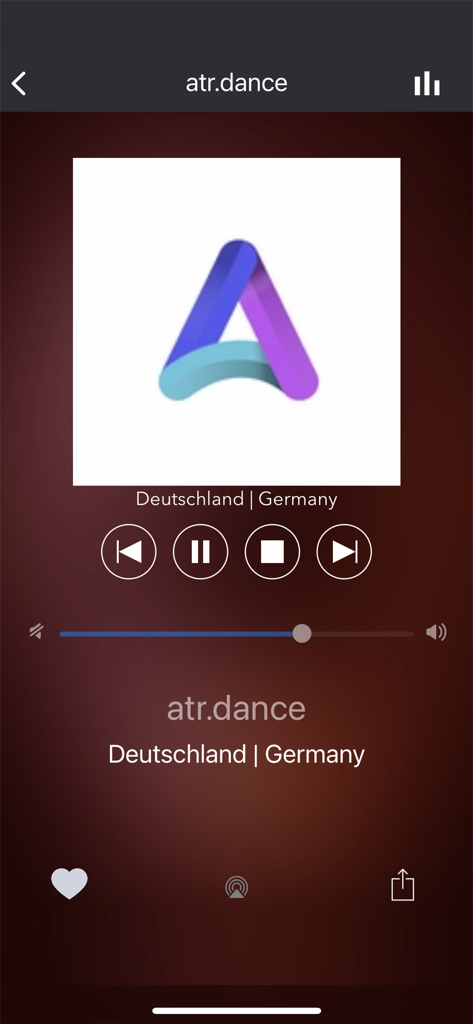 KeepOne Radio - KeepOne Radio app showing the now playing screen for a station from Germany.