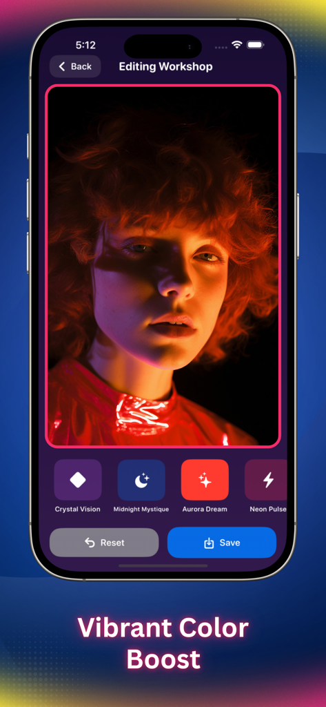 Aura AI Photo Magic - Interfaz de la aplicación Aura AI Photo Magic mostrando el filtro Aurora Dream aplicando un vibrante realce de color rojo a un retrato