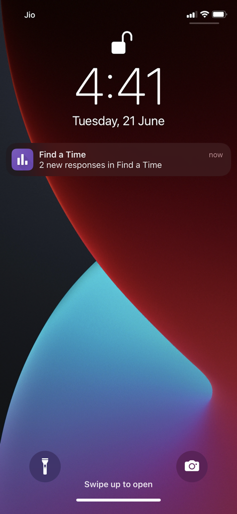 Forms for Google Forms & Quiz - Sperrbildschirm des iPhones mit einer Benachrichtigung über neue Antworten in Google Forms