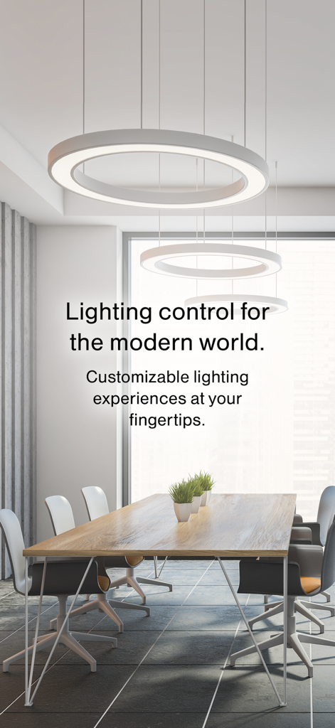 Modernes Bürointerieur mit runden Pendelleuchten und Casambi-Lichtsteuerungstext