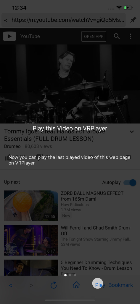 VRPlayer : 2D 3D 360° Video - Screenshot of VRPlayer showing a YouTube video and an overlay prompt to play the video within the app for VR viewing.