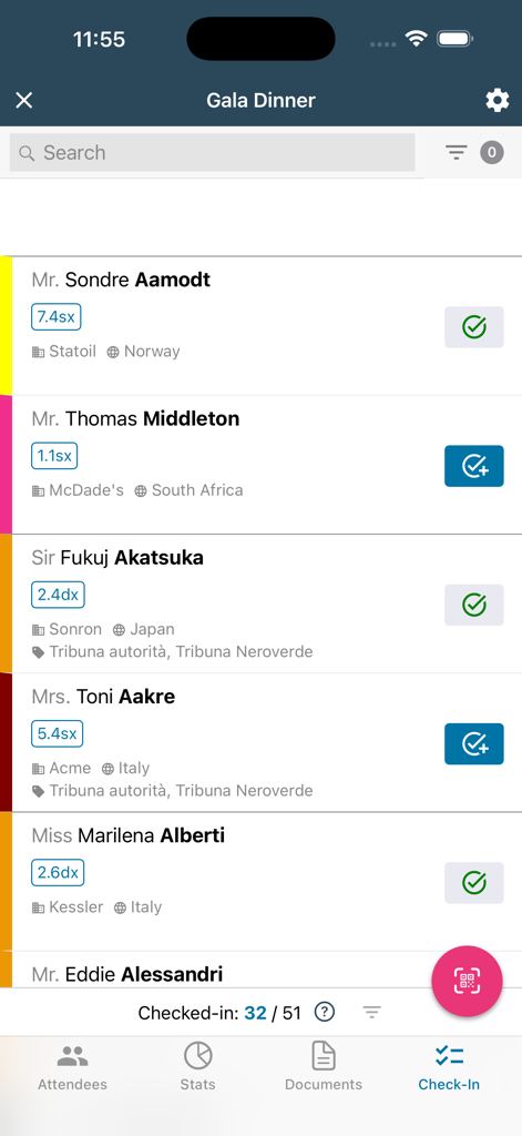 Magnetiq - Magnetiq app interface showing a gala dinner guest list with names seating codes and check-in status