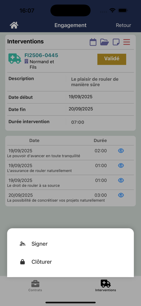 Dolismart app interface displaying intervention records and digital signature options for mobile field service management