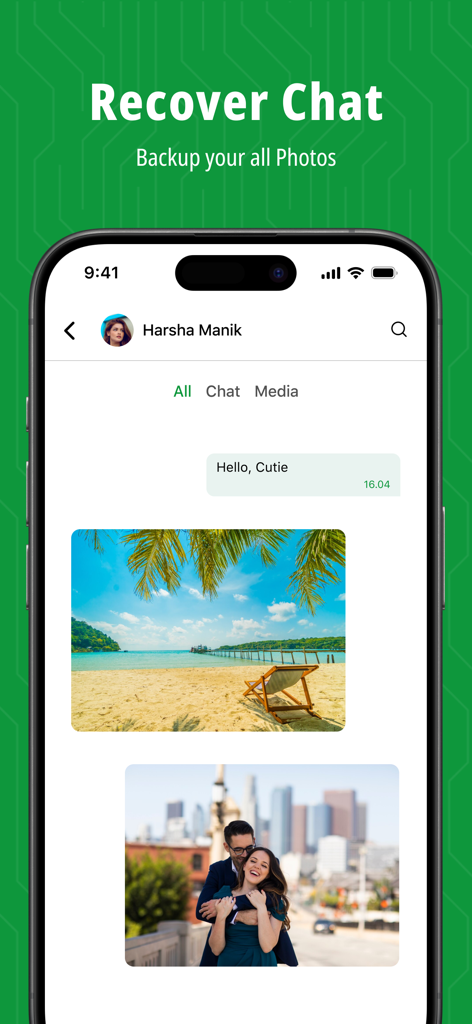 Interfaz de la aplicación WA Recover Deleted Messages que muestra una conversación recuperada con texto y fotos en un iPhone