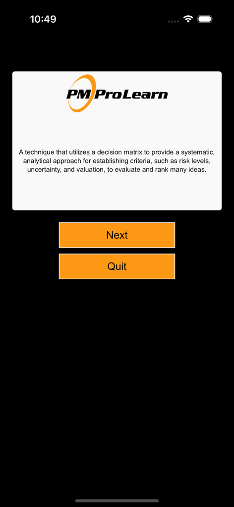 다음 및 종료 버튼이 있는 프로젝트 관리 정의를 표시하는 PMP 프리미엄 앱의 학습 플래시 카드