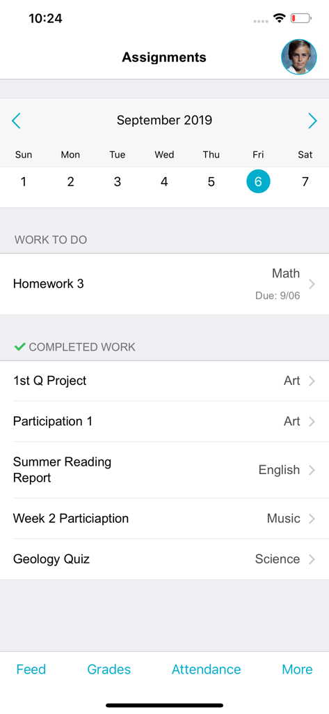 TeacherEase - Parents/Students - TeacherEaseのモバイルインターフェースに宿題と完了した学校プロジェクトのリストが表示されている