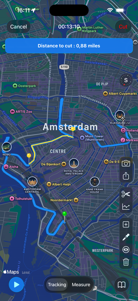 MapPath Pro - Interfaz de la aplicación MapPath Pro mostrando una ruta GPS azul en un mapa de Ámsterdam con la herramienta de corte de ruta habilitada