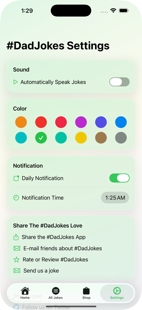 #DadJokes - DadJokesアプリのユーザー設定メニュー。音声再生、カラーテーマのカスタマイズ、毎日の通知スケジュールのオプションが表示されています。