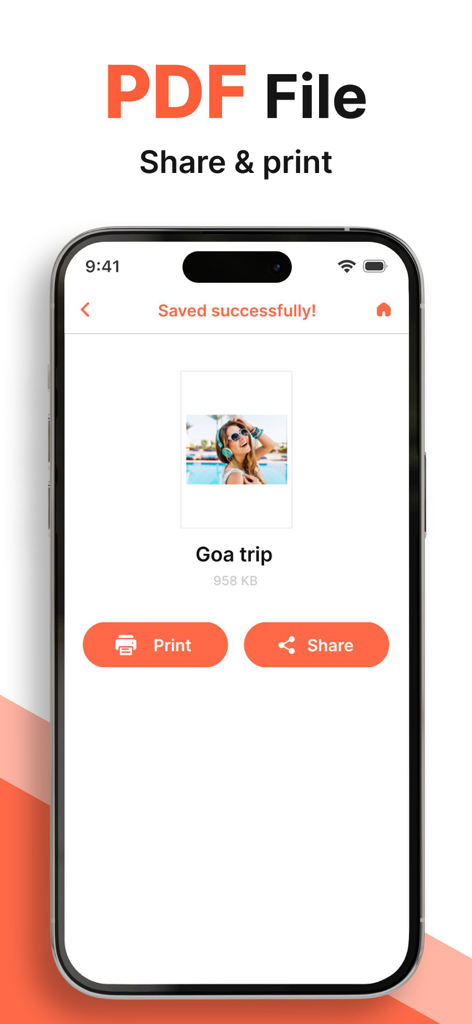 Schermata di uno smartphone che mostra un file PDF salvato con successo con opzioni per stampare o condividere il documento