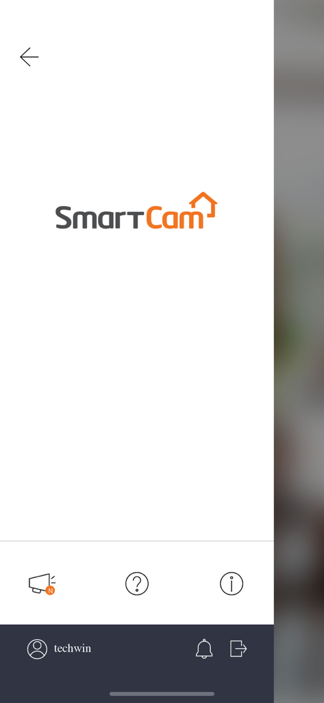 Hauptschnittstelle der Wisenet SmartCam Plus App mit Logo und Navigationssymbolen für die Sicherheitsüberwachung