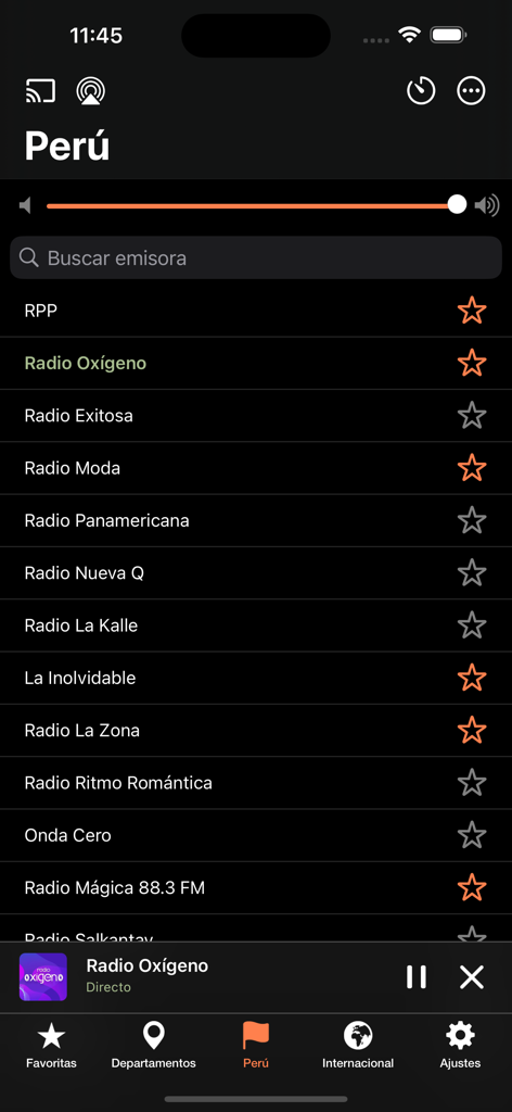 Radio Perú: Emisoras Peruanas - Main interface of the Radio Peru app showing a list of popular Peruvian radio stations like RPP and Radio Oxigeno.