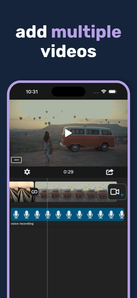 Eine Videobearbeitungsoberfläche in der Voice Over Video-App, die eine Leinwand mit mehreren Videoclips und einer Sprachaufnahmespur zeigt