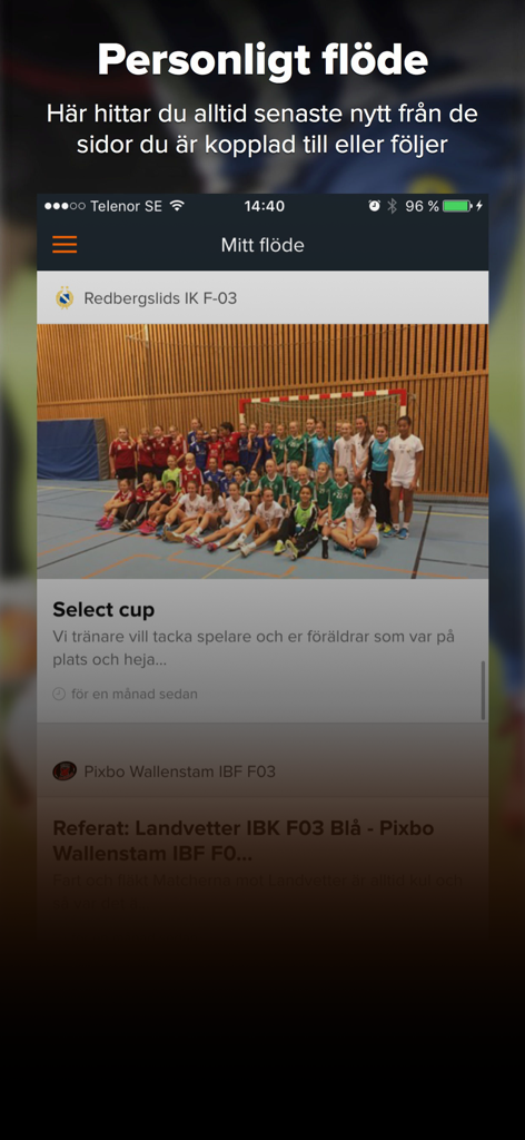 laget.se - Ein mobiler Screenshot der laget.se App, der einen persönlichen Aktivitätsfeed mit einem Gruppenfoto eines Sportteams und Nachrichten-Updates anzeigt.
