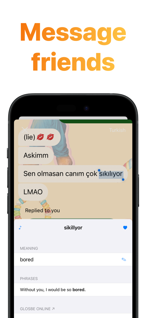 Idiom 앱이 친구 간의 터키어 채팅 메시지를 번역하는 스크린샷