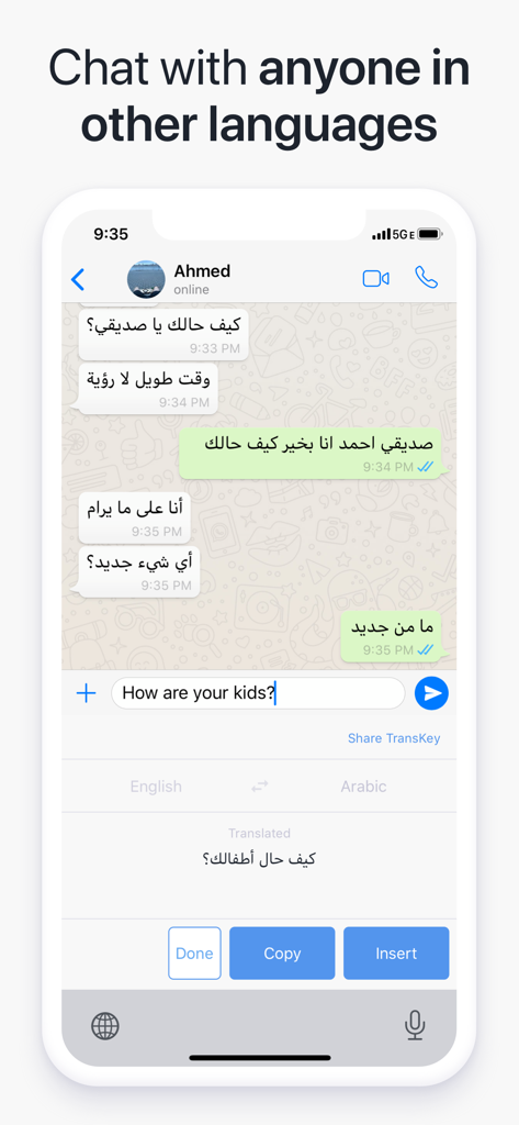 Interface de chat du traducteur de texte TransKey traduisant du texte anglais en arabe dans une application de messagerie