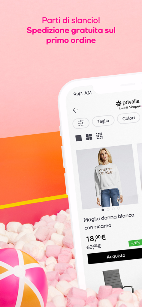Schermata dell'app Privalia che mostra un maglione da donna scontato e un'offerta di spedizione gratuita sul primo ordine.