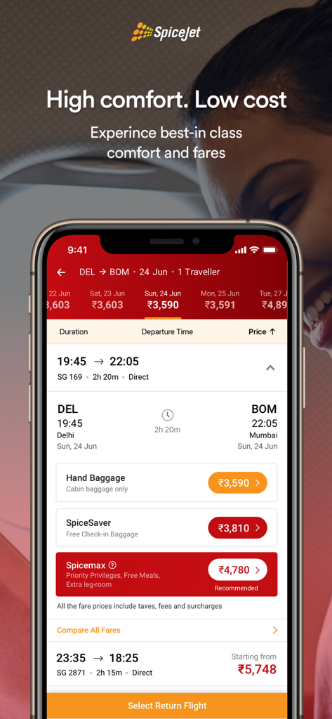 Interfaz de la app móvil de SpiceJet que muestra resultados de búsqueda de vuelos de Delhi a Mumbai con varios niveles de tarifas como Spicemax y SpiceSaver