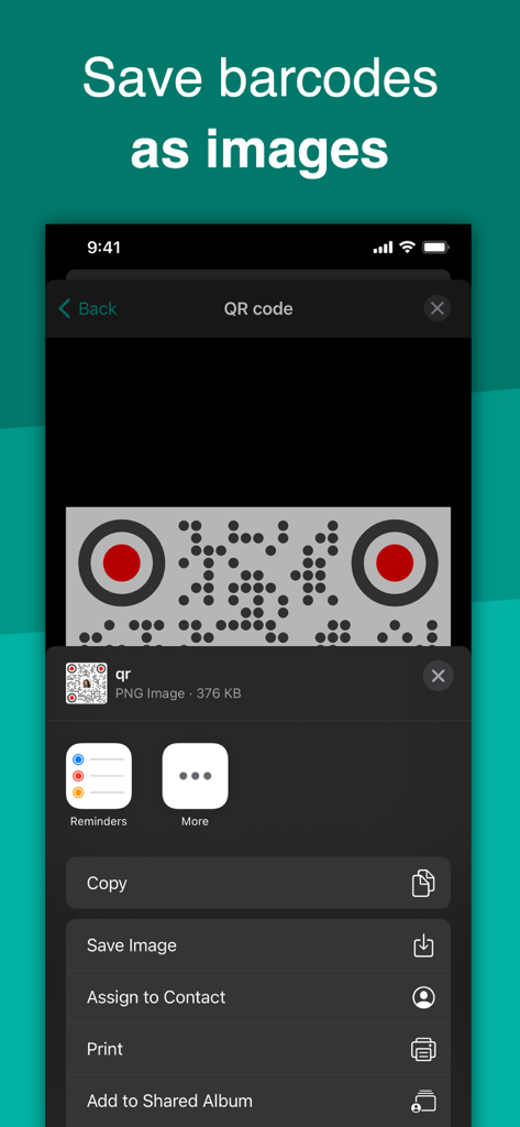 Interfaccia dell'app QRbot che mostra l'opzione per salvare un codice QR come immagine utilizzando il menu di condivisione di iOS